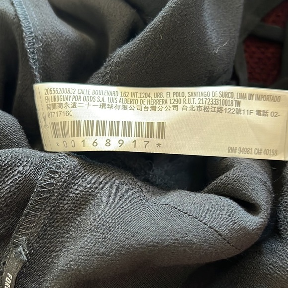 Forever 21 Black Romper Shorts with Cap Sleeves - Picture 6 of 6